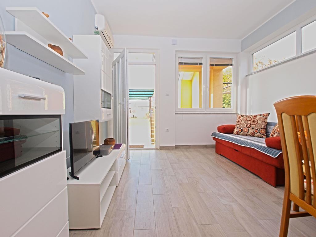 Apartment Snezana 1200 Fažana Dış mekan fotoğraf