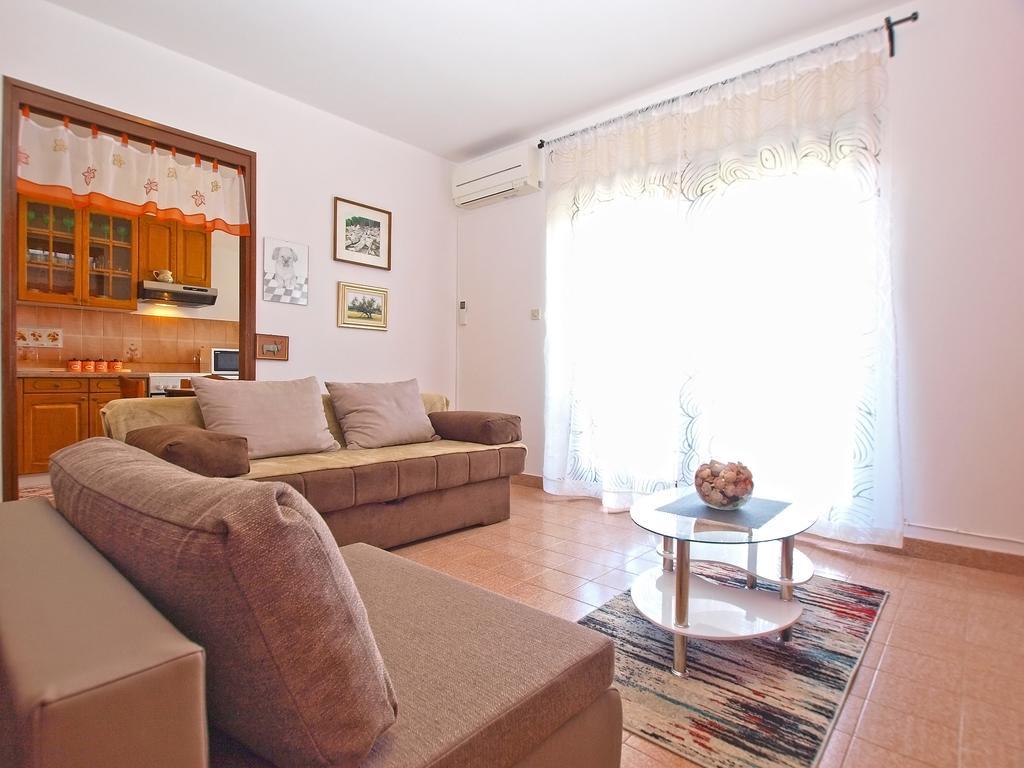 Apartment Snezana 1200 Fažana Dış mekan fotoğraf